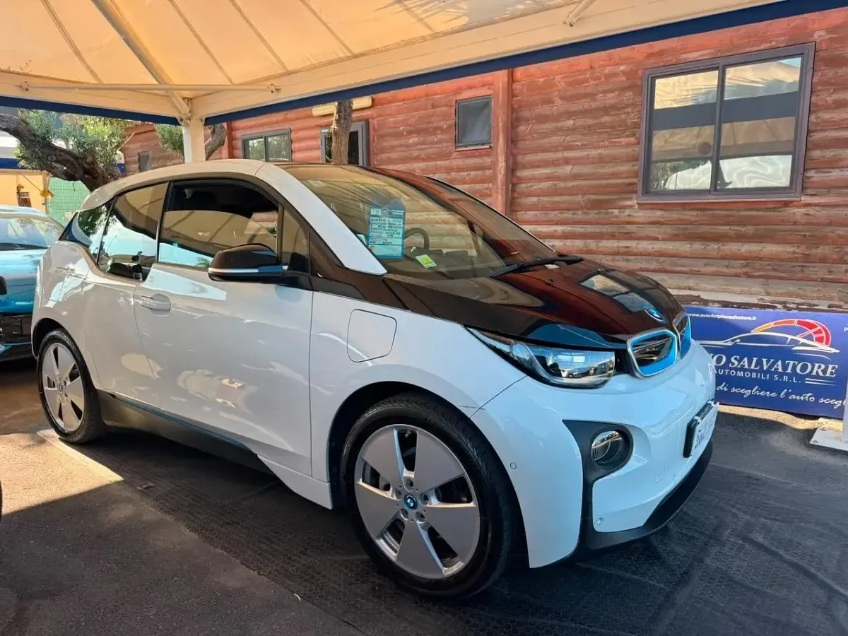 Usata BMW i3 Efficient Dynamics 38 CV (27 kW) 2015 Bianco Utilitaria