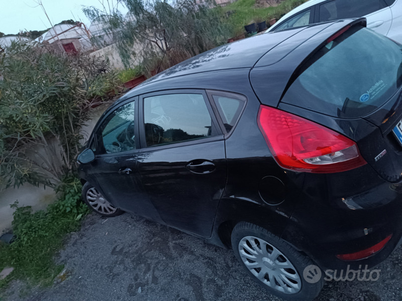 Usato 2011 Ford Fiesta 1.4 Diesel 80 CV (3.000 €)