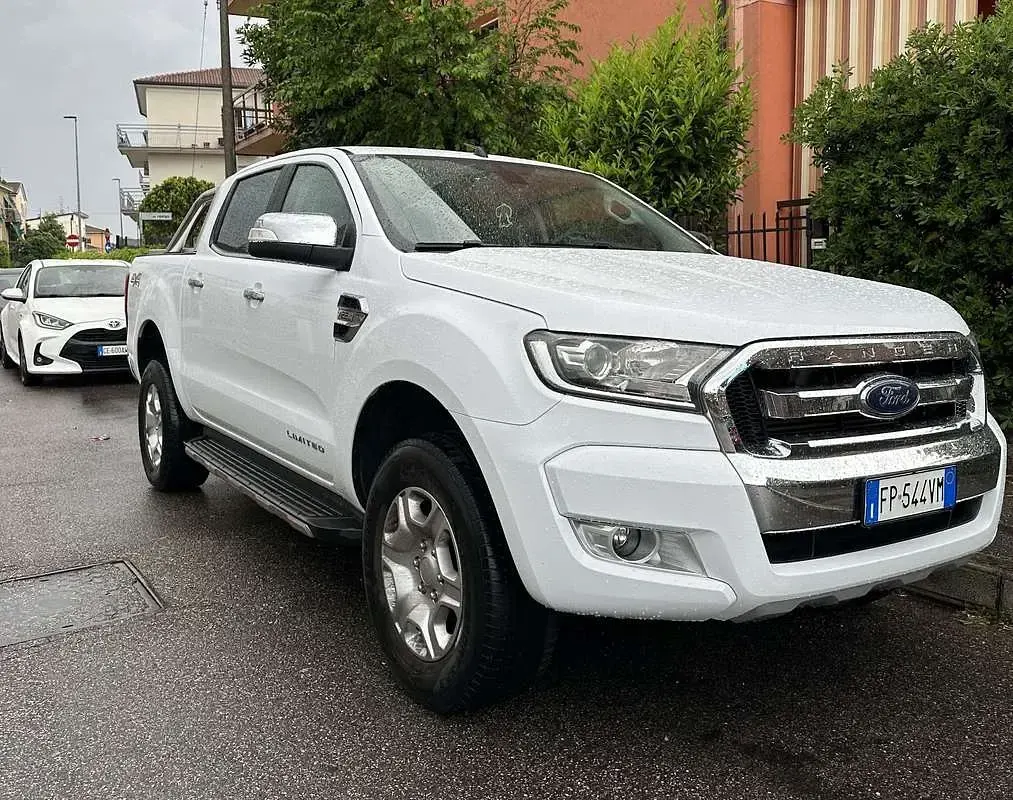 Usata Ford Ranger Limited 150 CV (110 kW) 2018 Pick-up