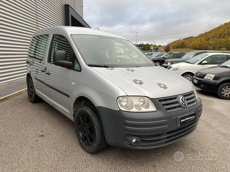 Usata VW Caddy 105 CV (77 kW) 2007 Grigio Monovolume