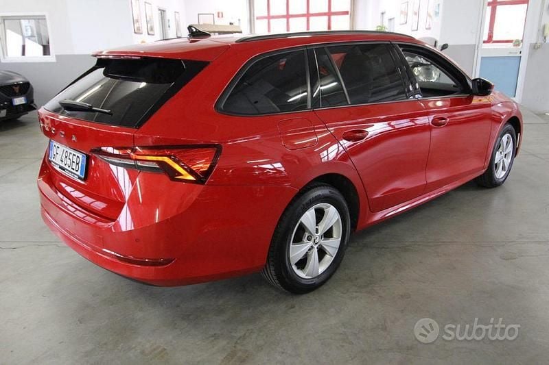 Usata Skoda Octavia Ambition 150 CV (110 kW) 2021 Rosso Station wagon