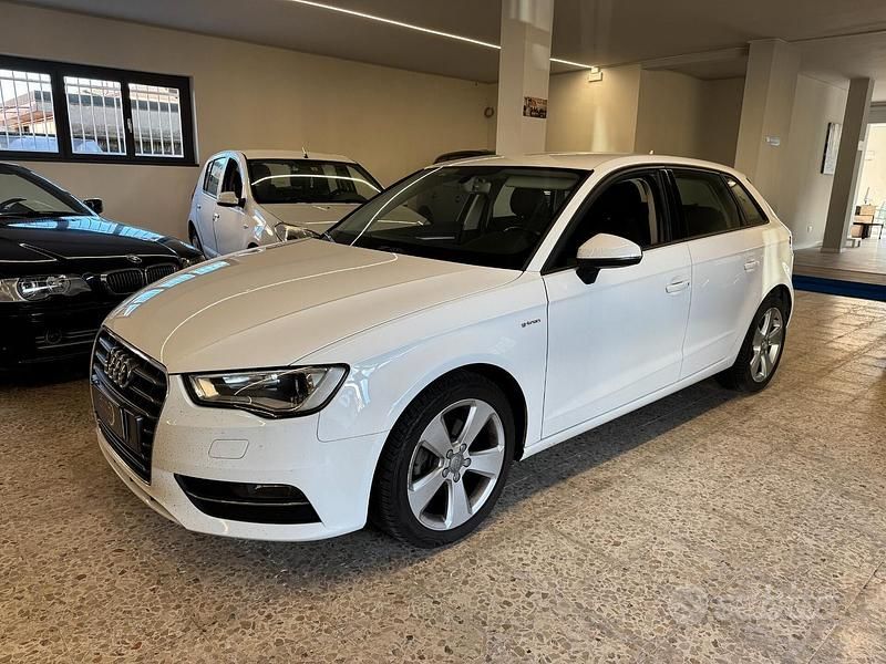 Usata Audi A3 Ambition 110 CV (80 kW) 2015 Bianco Berlina