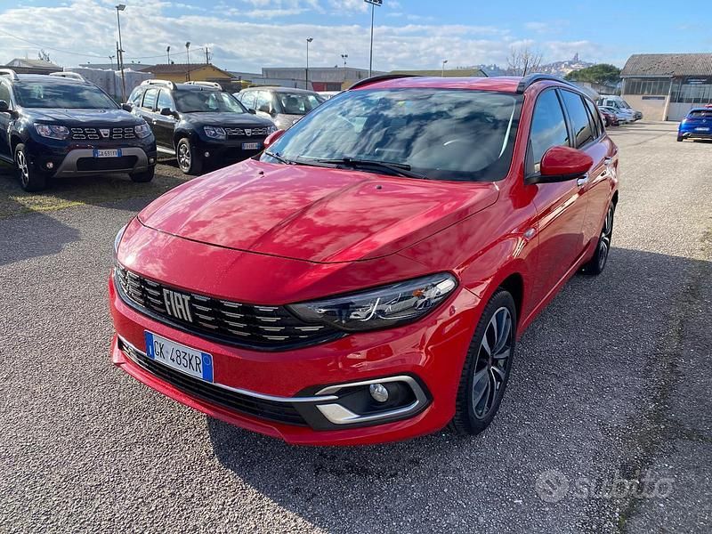 Usata Fiat Tipo City Life 131 CV (96 kW) 2022 Rosso Station wagon