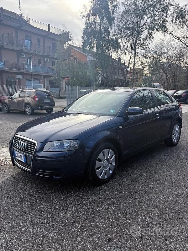 Usata Audi A3 Ambition 116 CV (85 kW) 2005 Blu Utilitaria