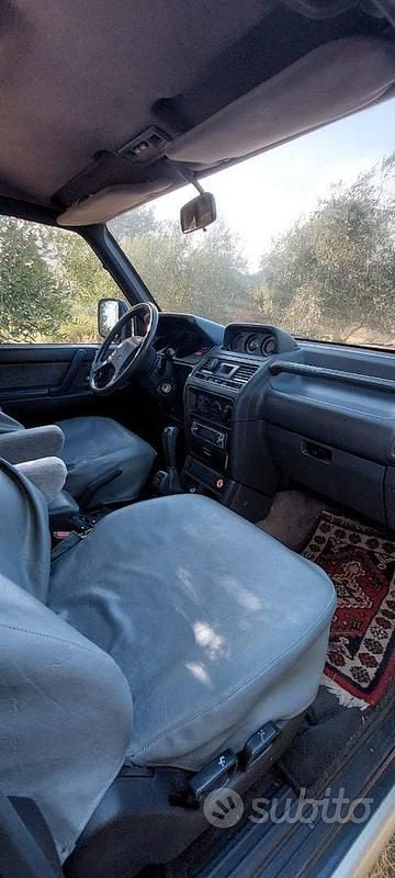 Usata Mitsubishi Pajero Top 99 CV (72 kW) 1992 SUV