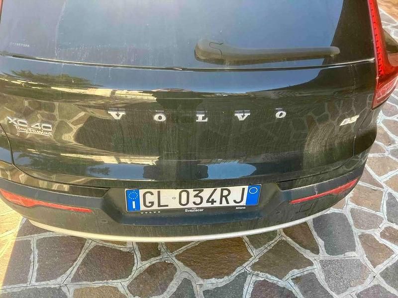 Usata Volvo XC40 Core 163 CV (119 kW) 2022 Nero SUV