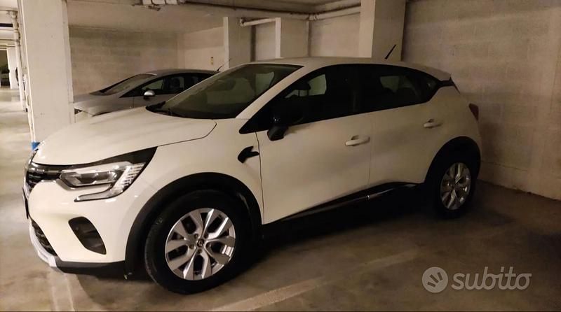 Usata Renault Captur Life 90 CV (66 kW) 2020 Bianco SUV