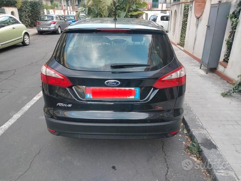Usata Ford Focus 2013 Nero Berlina
