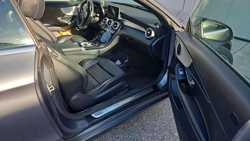 Usata Mercedes C220 170 CV (125 kW) 2017 Grigio Cabrio