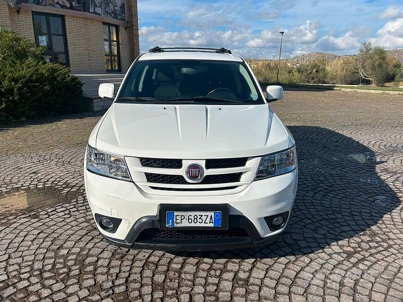 Usata Fiat Freemont Lounge 140 CV (102 kW) 2013 Bianco SUV