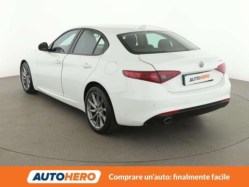 Usata Alfa Romeo Giulia 150 CV (110 kW) 2018 Bianco Berlina