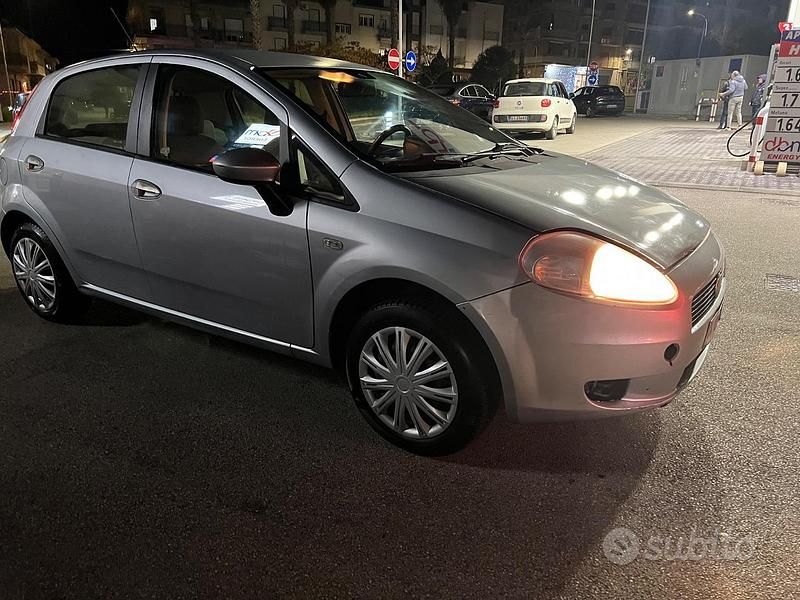 Usata Fiat Grande Punto 2006 Grigio Utilitaria