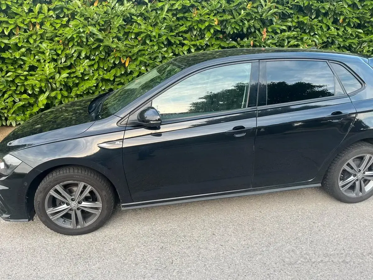 Usata VW Polo Sportline 95 CV (69 kW) 2020 Nero Utilitaria