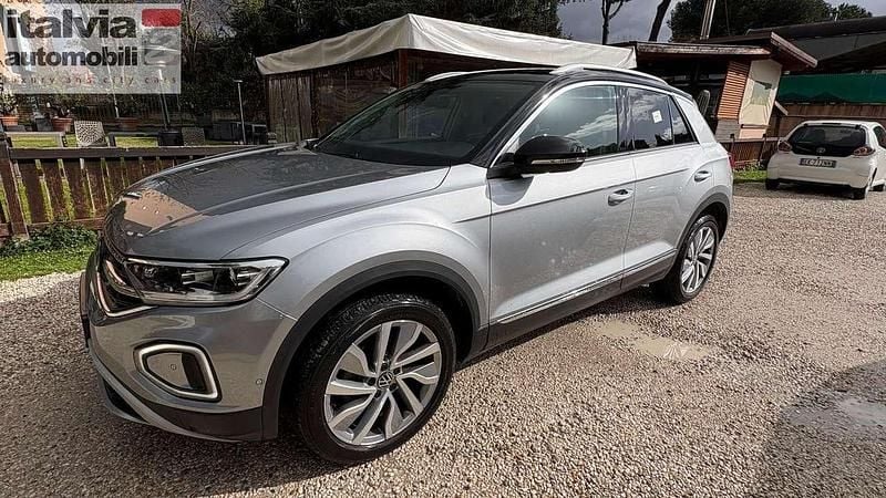 Grigio Usata 2022 VW T-Roc Style SUV | 24.700 € (Buon prezzo) - Immagine 1/4