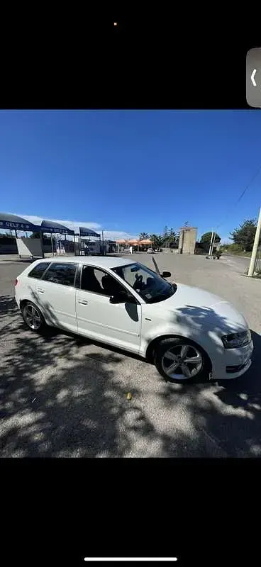 Usata Audi A3 Sportback Attraction 140 CV (102 kW) 2011 Bianco Utilitaria