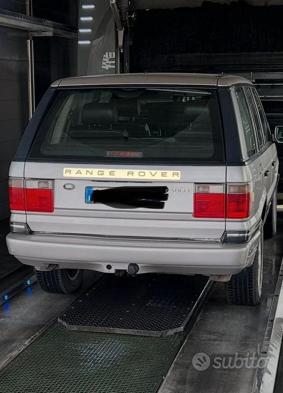 Usata Land Rover Range Rover Vogue 182 CV (133 kW) 2001 Grigio SUV
