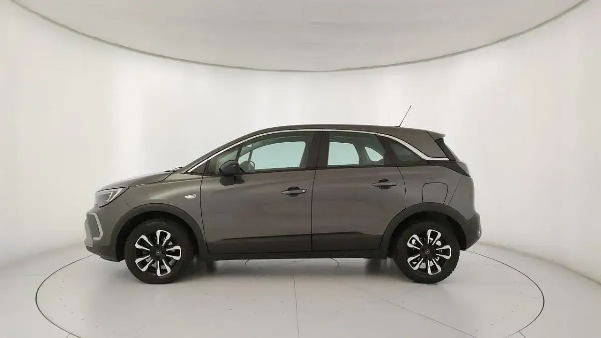 Usata Opel Crossland Elegance 110 CV (80 kW) 2021 Grigio SUV