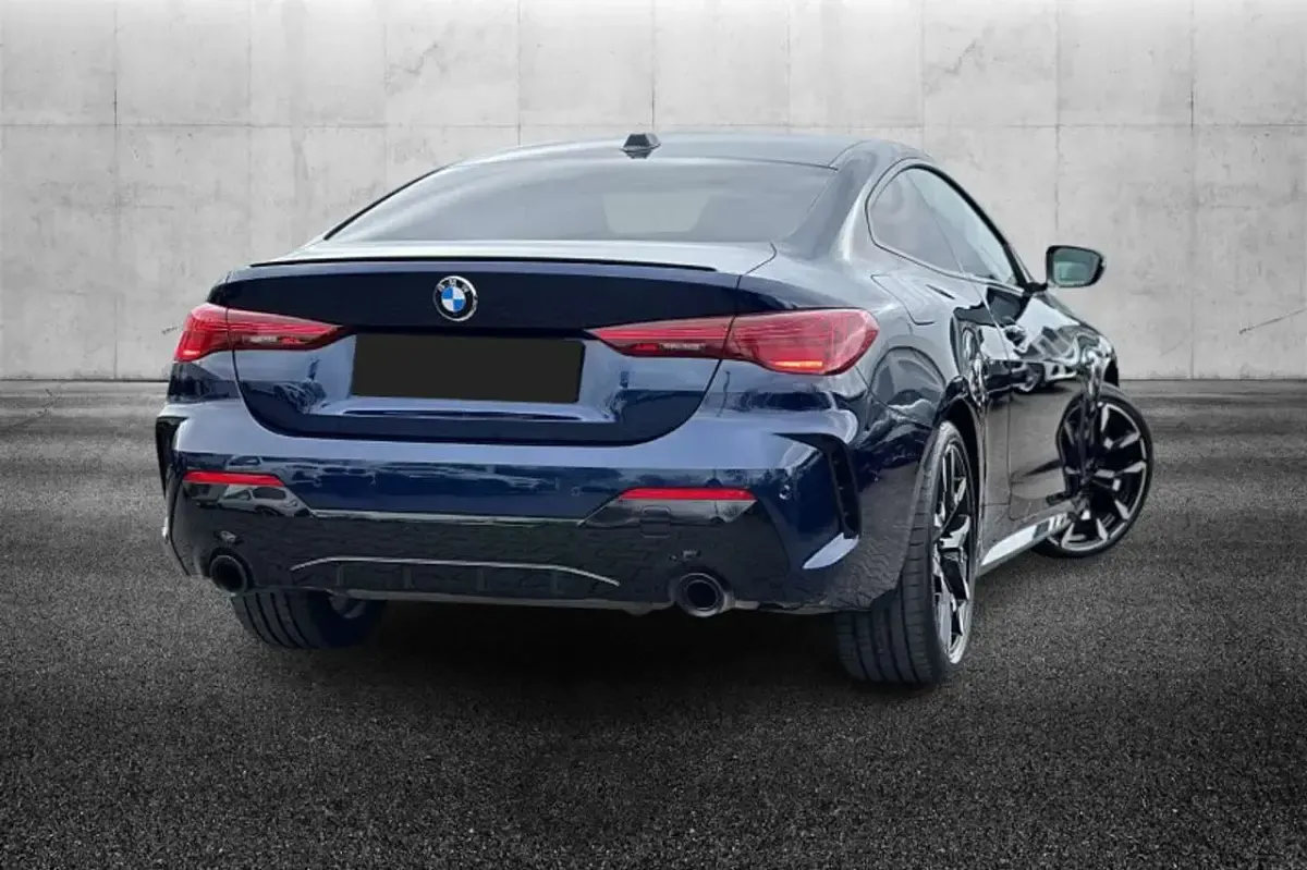 Usata BMW 420 Coupé M Sport 184 CV (135 kW) 2025 Blu/azzurro Coupé