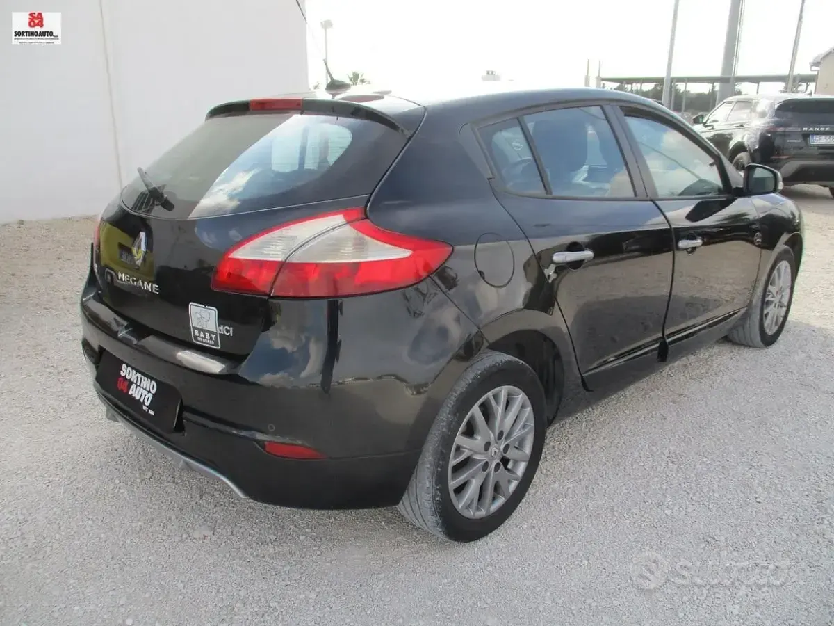 Usata Renault Mégane III GT 110 CV (80 kW) 2014 Nero Berlina