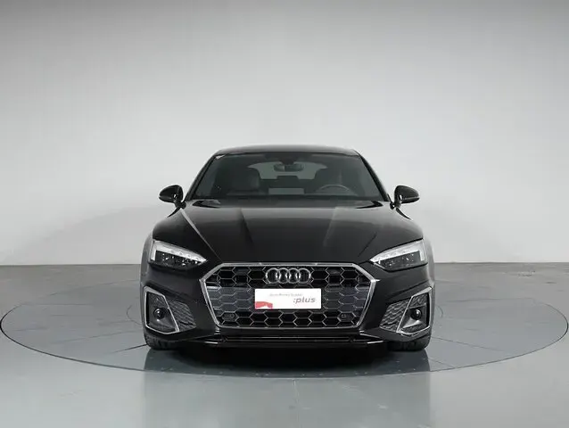 Usata Audi A5 Sportback S-Line 163 CV (119 kW) 2024 Nero mito metallizzato Utilitaria
