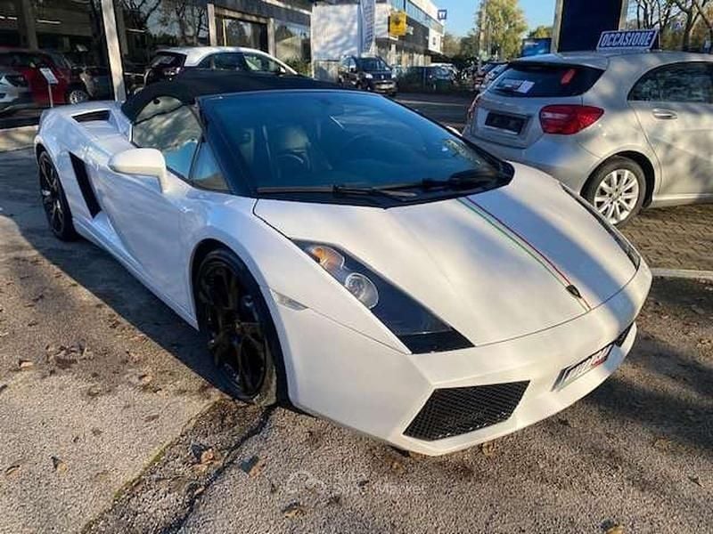 Usata Lamborghini Gallardo 520 CV (382 kW) 2008 Bianco Cabrio