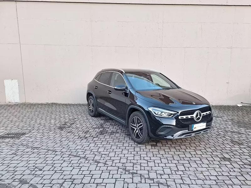 Usata Mercedes GLA200 150 CV (110 kW) 2023 Nero SUV