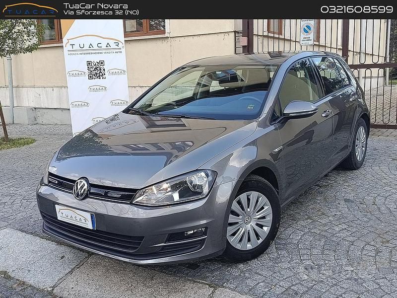 Usata VW Golf VII Trendline 110 CV (80 kW) 2016 Grigio Berlina