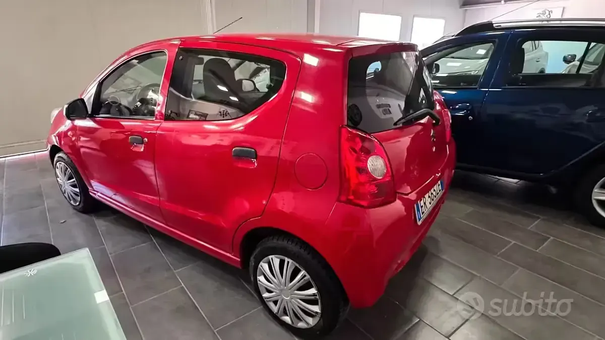 Usata Suzuki Alto GLX 68 CV (50 kW) 2013 Rosso Utilitaria