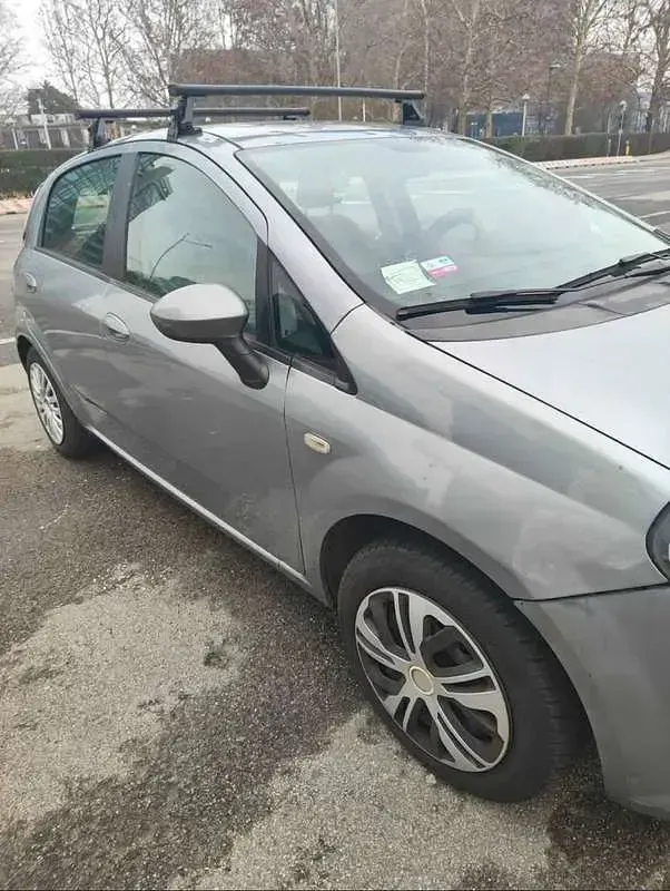 Usata Fiat Grande Punto 77 CV (56 kW) 2010 Utilitaria
