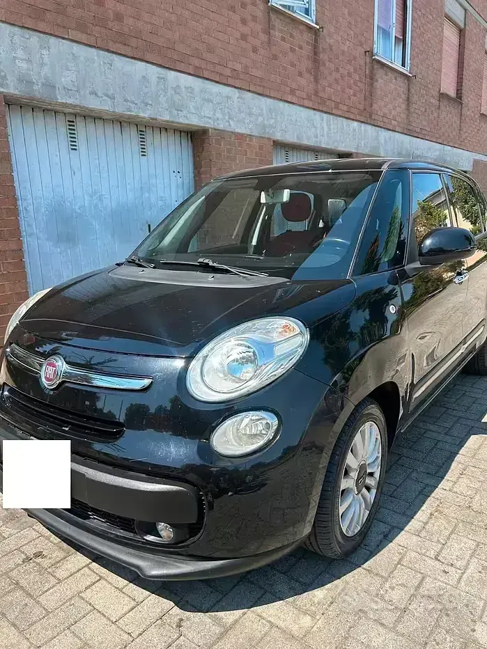 Usata Fiat 500L Living 105 CV (77 kW) 2015 Nero Monovolume