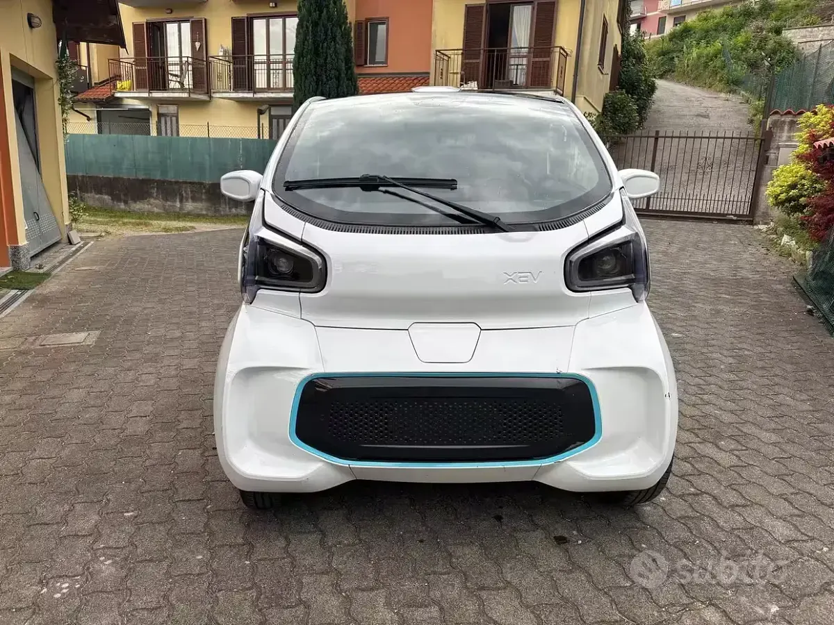 Usata XEV Yoyo 7 kW (10 CV) 2023 Bianco Utilitaria
