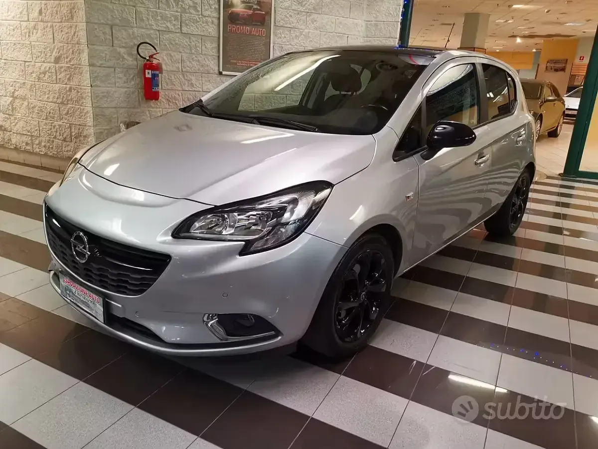 Usata Opel Corsa 75 CV (55 kW) 2018 Grigio Utilitaria