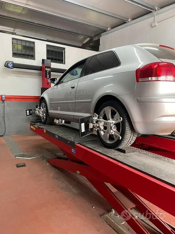 Usata Audi A3 102 CV (75 kW) 2003 Grigio Utilitaria