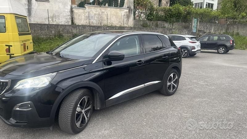Usata Peugeot 3008 120 CV (88 kW) 2018 Nero SUV