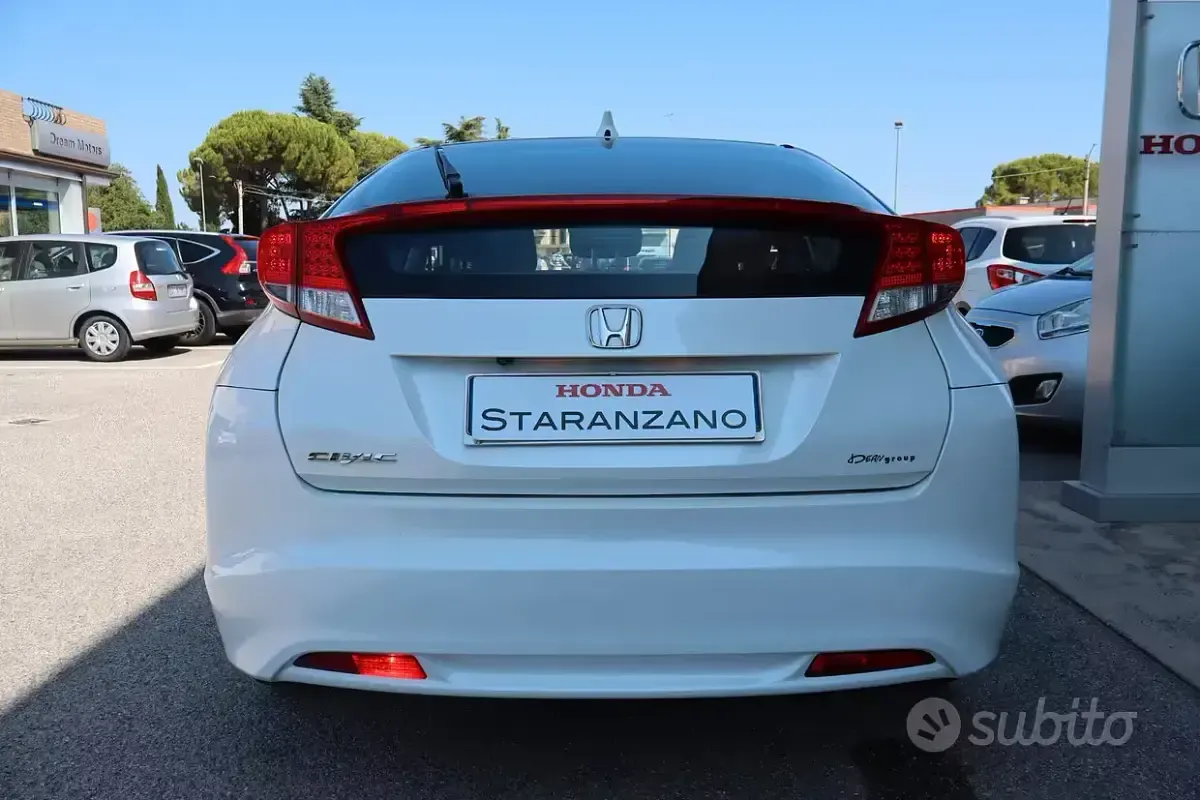 Usata Honda Civic Sport 99 CV (72 kW) 2012 Bianco Berlina