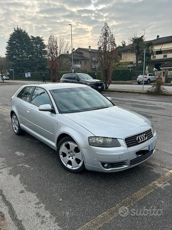 Usata Audi A3 105 CV (77 kW) 2004 Grigio Berlina