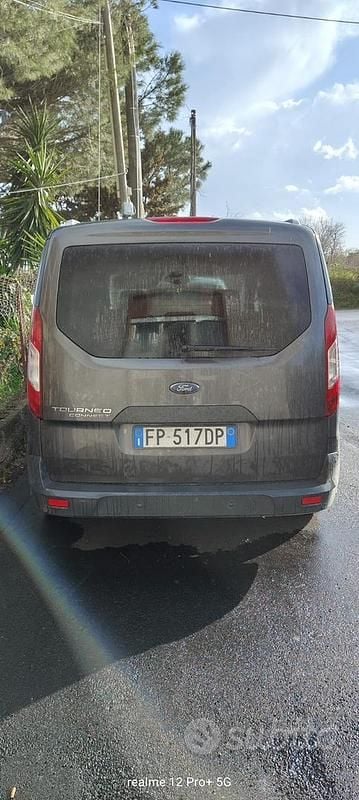 Usata Ford Tourneo Connect 120 CV (88 kW) 2015 Grigio Monovolume