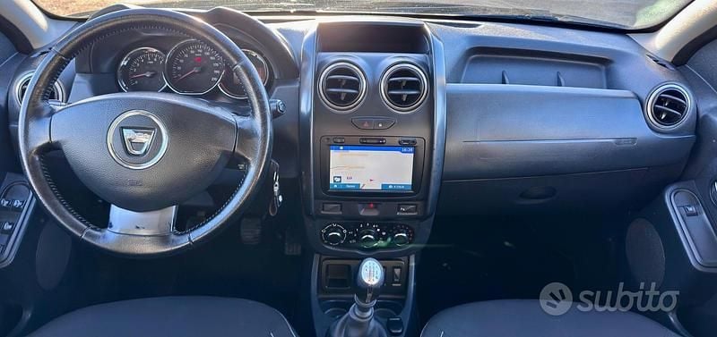 Usata Dacia Duster Ambiance 110 CV (80 kW) 2017 Nero Station wagon