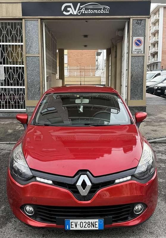 Usata Renault Clio IV 73 CV (53 kW) 2013 Other Berlina