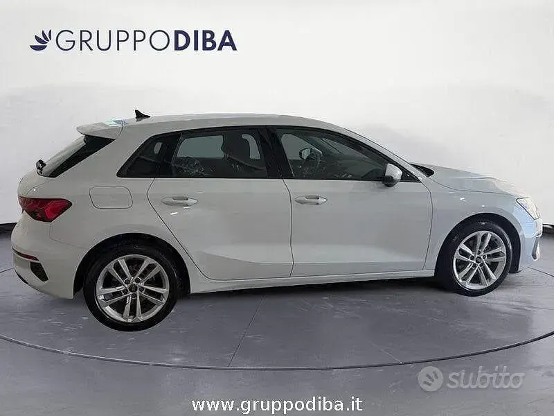 Usata Audi A3 Advanced 116 CV (85 kW) 2024 Bianco Berlina