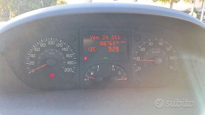 Usata Fiat Idea 2005 Grigio Monovolume