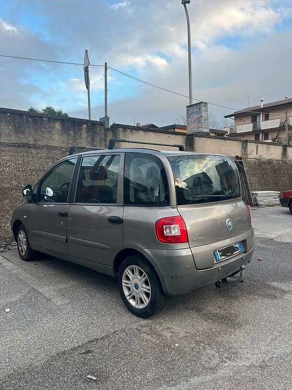 Usata Fiat Multipla 103 CV (75 kW) 2009 Monovolume