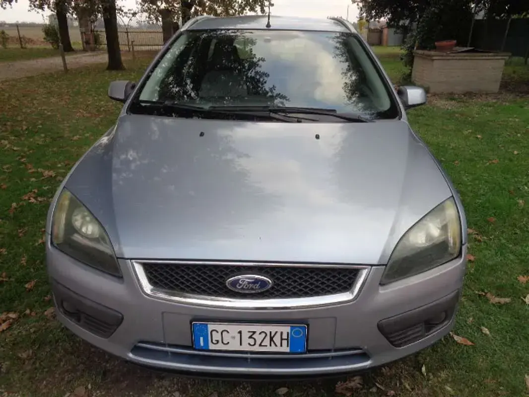 Usata Ford Focus Style 90 CV (66 kW) 2006 Blu/azzurro Station wagon