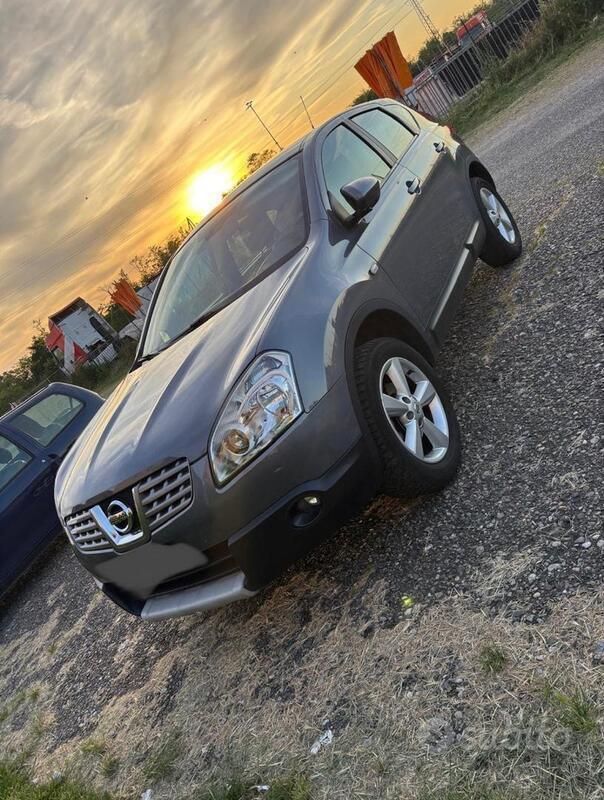 Usata Nissan Qashqai 150 CV (110 kW) 2009 Grigio SUV