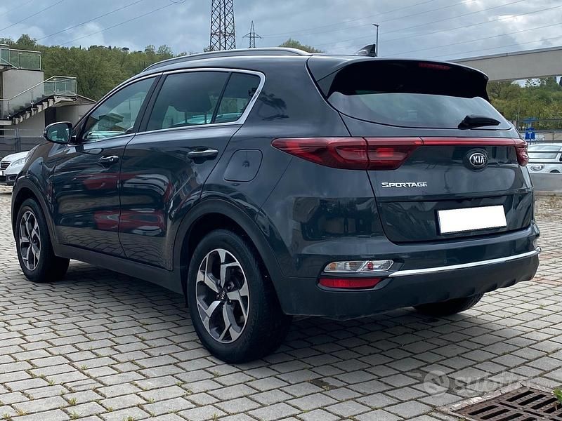 Usata Kia Sportage 116 CV (85 kW) 2019 Grigio SUV