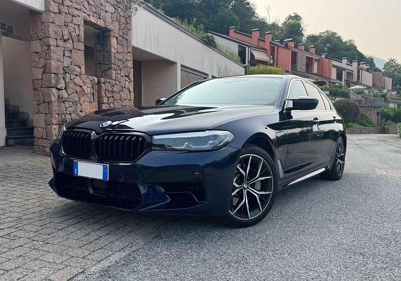 Blu/azzurro Usata 2020 BMW 530 Comfort Edition Tre volumi | 39.990 € - Immagine 1/4