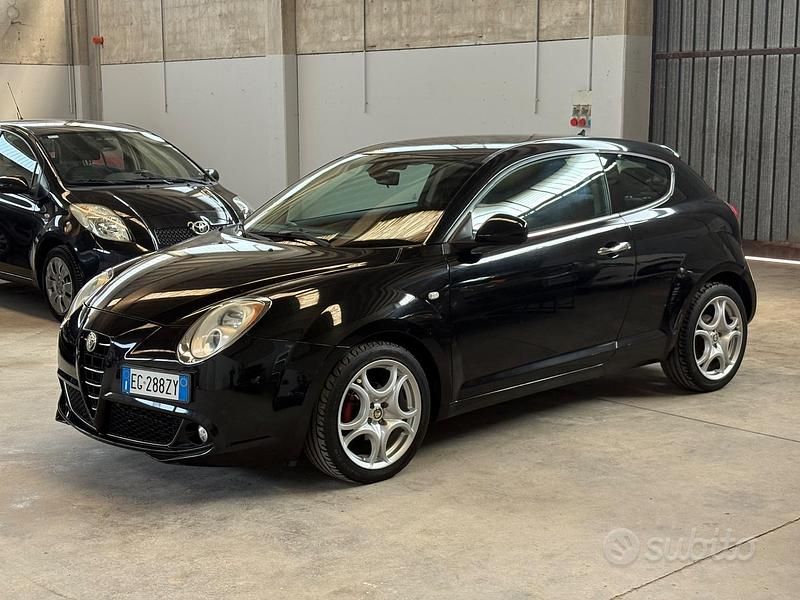 Usata Alfa Romeo MiTo Distinctive 105 CV (77 kW) 2011 Nero Utilitaria