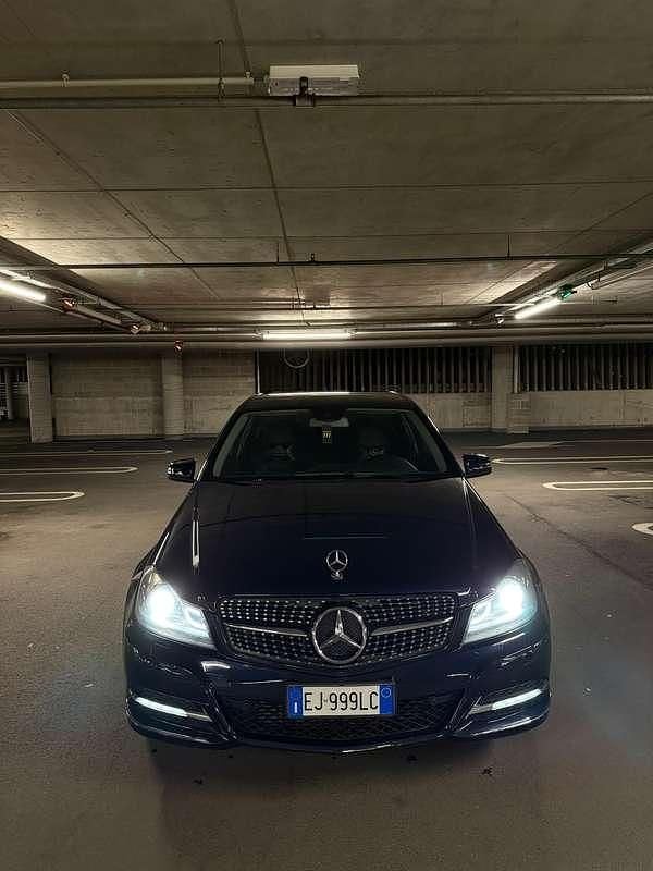Usata Mercedes C220 Elegance 170 CV (125 kW) 2011 Berlina