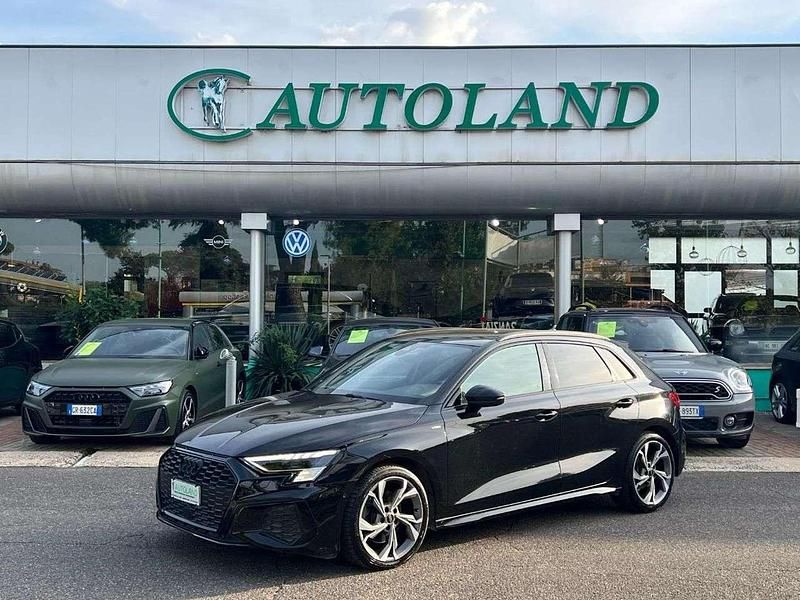 Nero Usata 2022 Audi A3 S-Line Tre volumi | 34.950 € (Buon prezzo) - Immagine 1/4