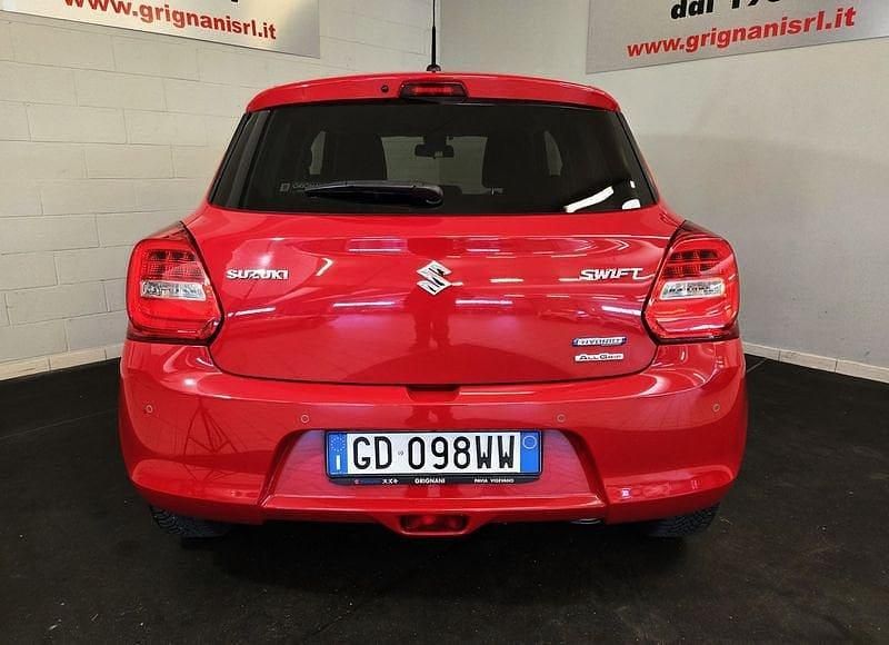 Usata Suzuki Swift 83 CV (61 kW) 2021 Rosso Utilitaria